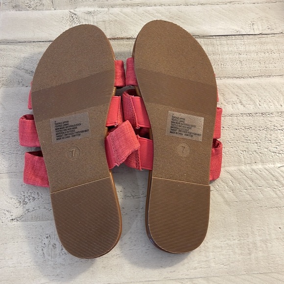 Shade & Shore Knot Sandals - Picture 4 of 5